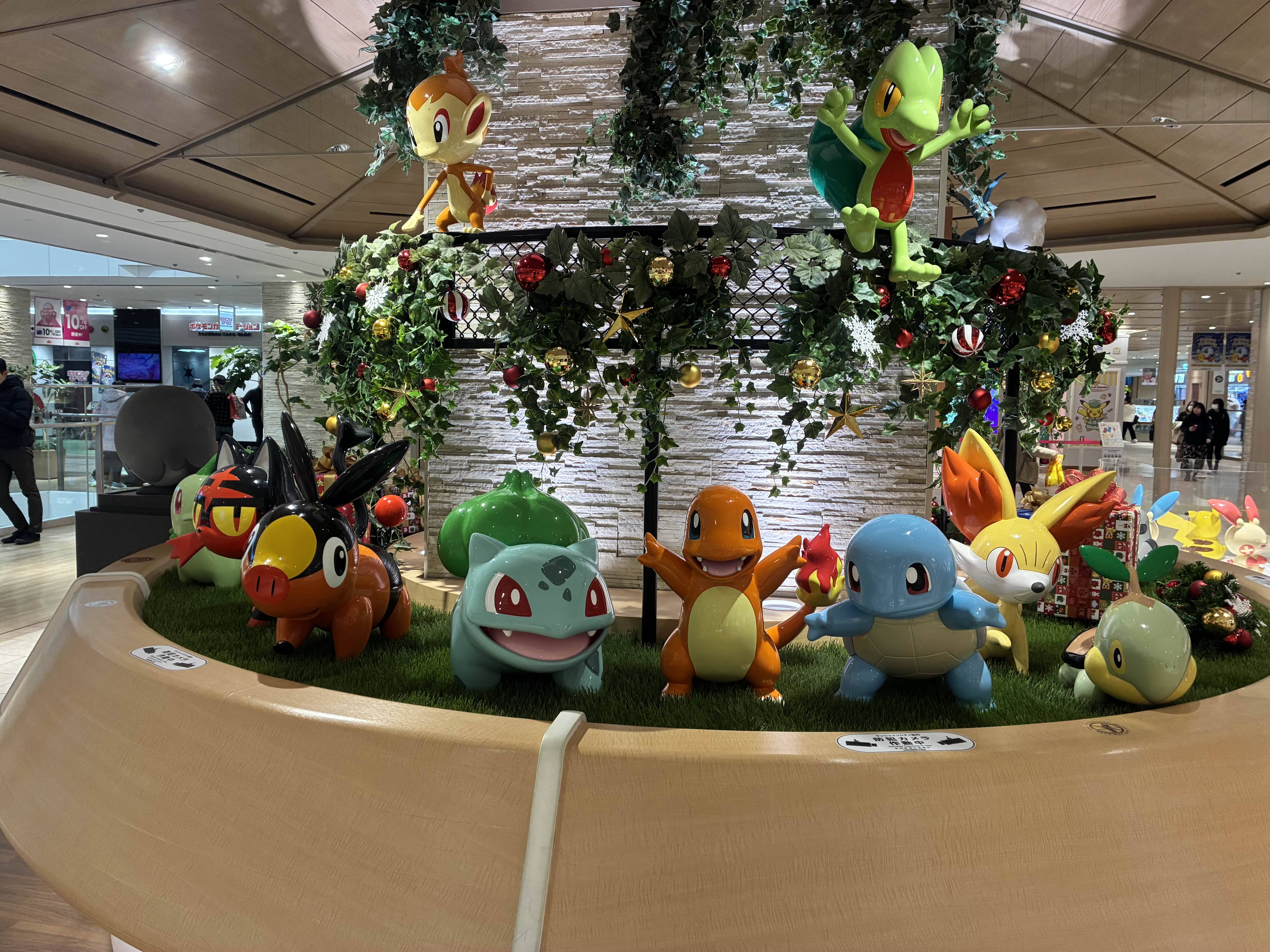 ポケモンセンターメガトウキョー 「Shining Holidays」