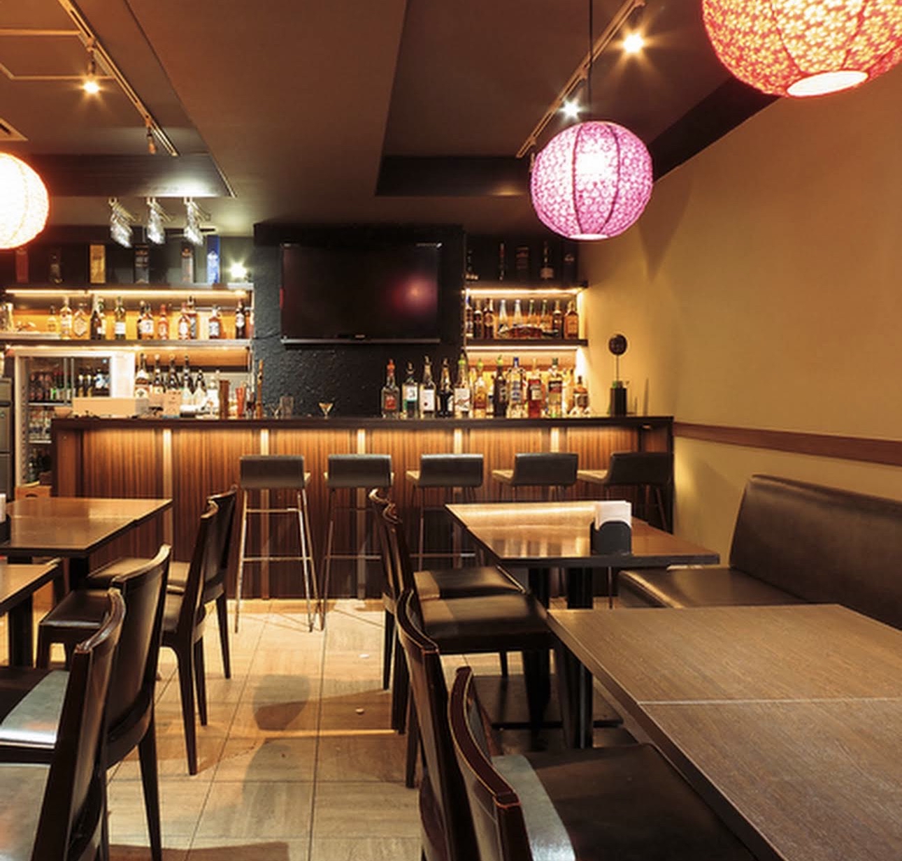 JOJOLAPA Dining & Bar